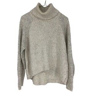 John + Jenn Light Grey Raglan-style Mixed Knit Boxy Turtleneck size M